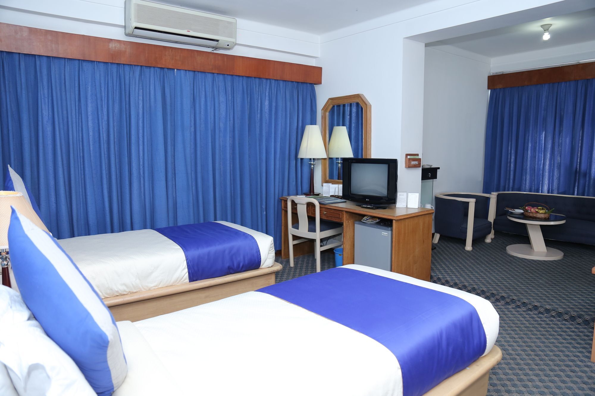 Hotel Clarion Jawalakhel Lalitpur ภายนอก รูปภาพ
